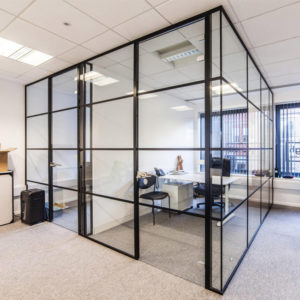 Остекленная алюминиевая противопожарная перегородка / серия FRM5270